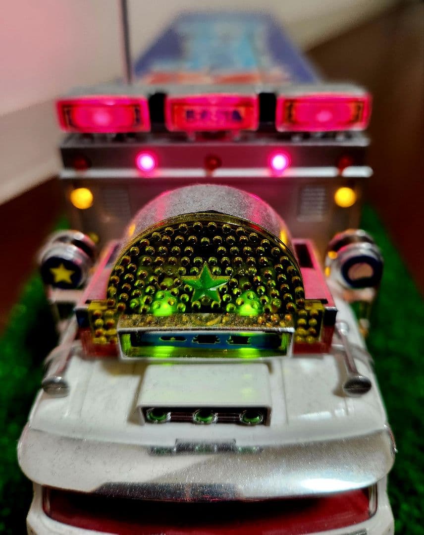 スカイネット　バンダイ　1/32トラック野郎　 突撃一番星　ラジコン　 デコトラ