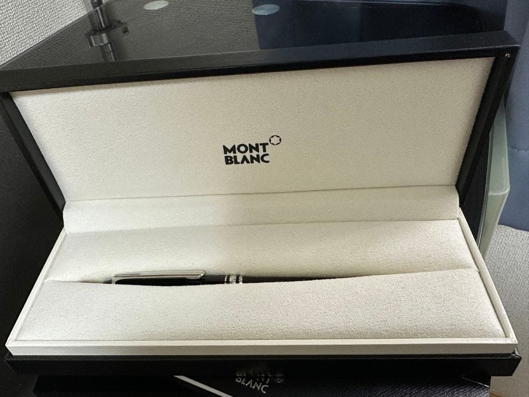 ジジMONT BLANC ボールペン黒 専用ケース付き