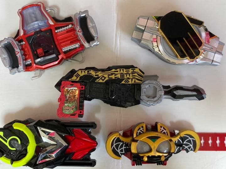 新着！断捨離まとめ売り　仮面ライダー変身ベルトset