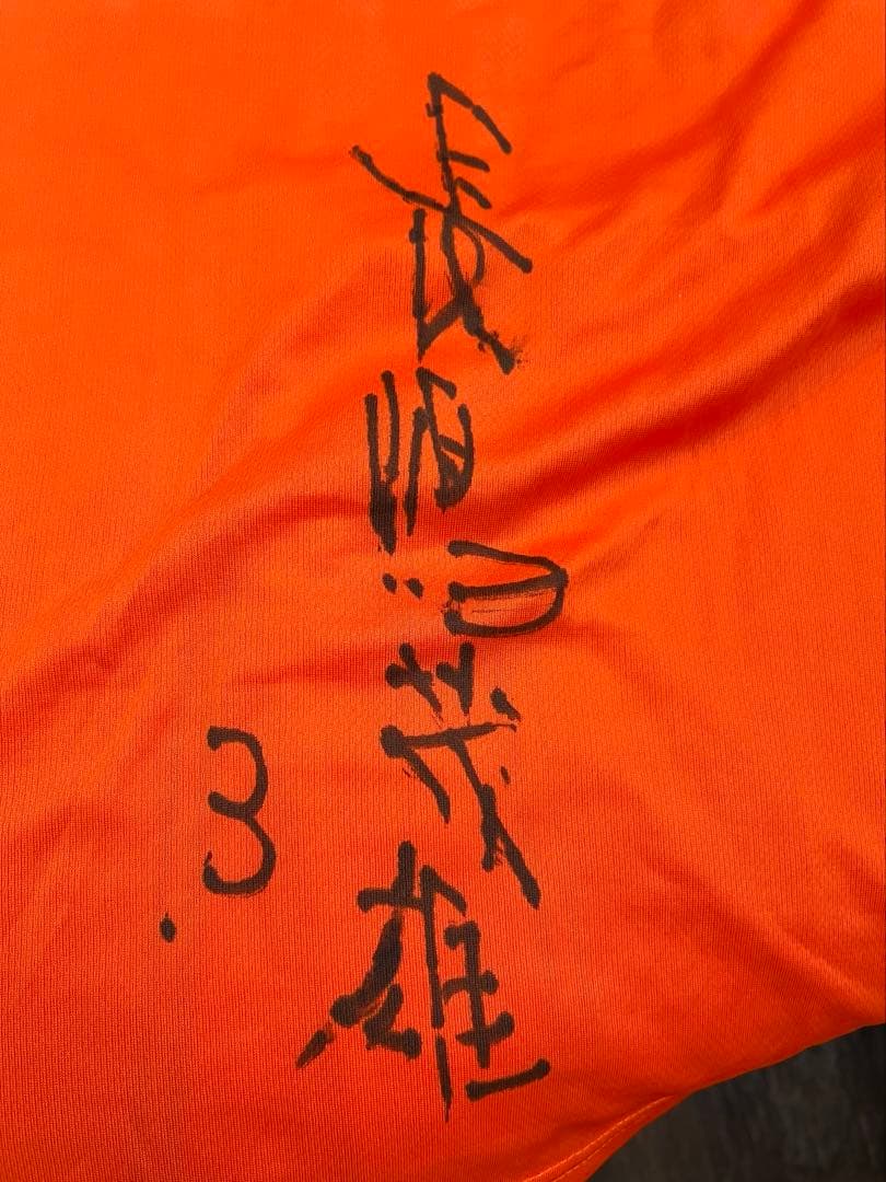 長嶋茂雄さん　右手左手両サイン　ユニフォーム&キャップ