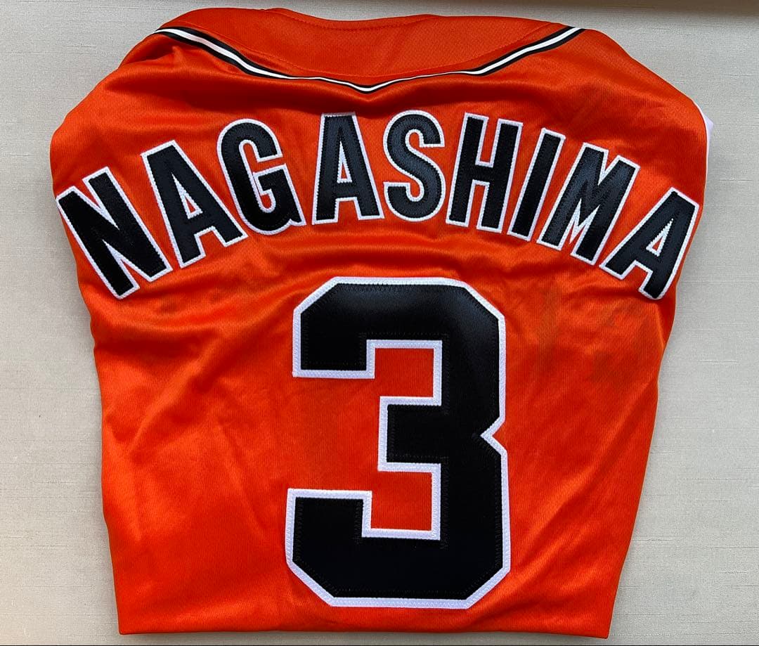 長嶋茂雄さん　右手左手両サイン　ユニフォーム&キャップ