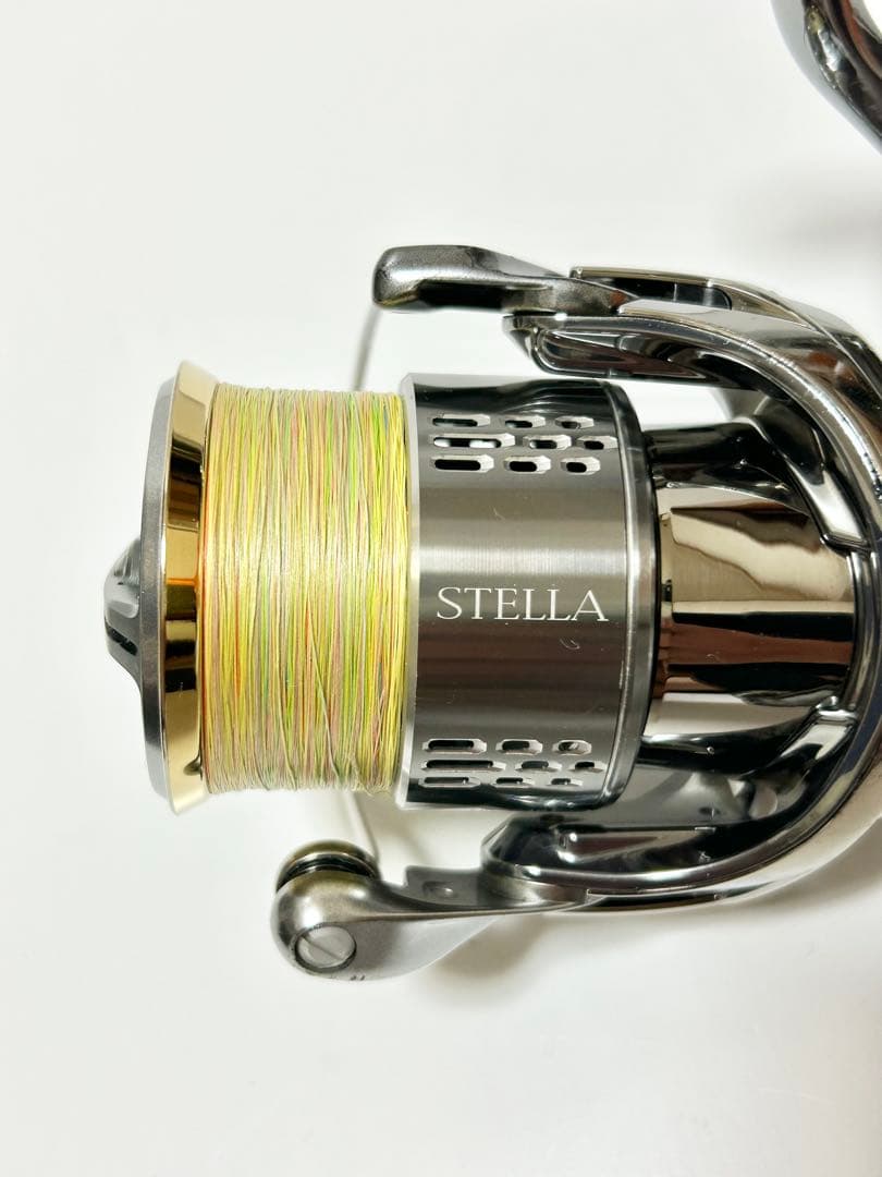 SHIMANO 18ステラ 2500SHG STELLA