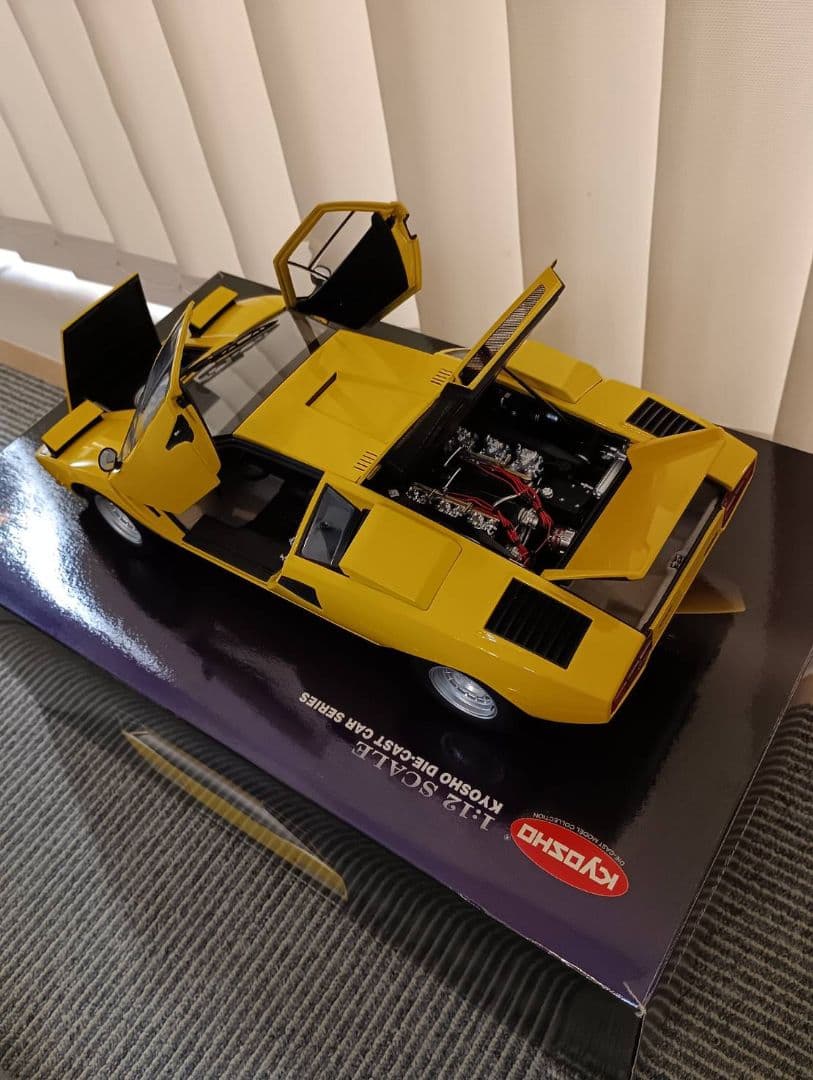 ランボルギーニ　カウンタックLP400