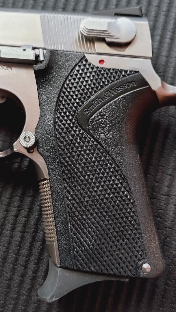 ウエスタンアームズ　スミス&ウェッソン　ショーティ40 ガスガン