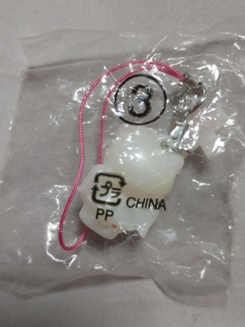 ハローキティ　2007年　スウィート&クール　携帯クリーナーとマスコット