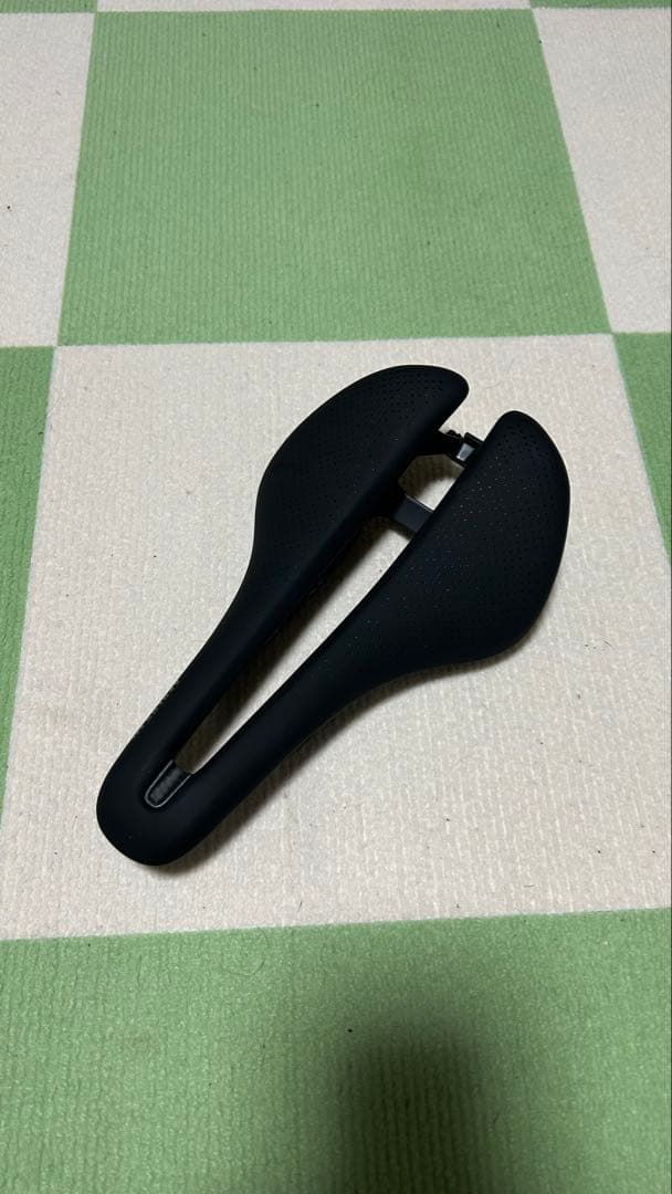 AEOLUS RSL カーボンレール　145mm