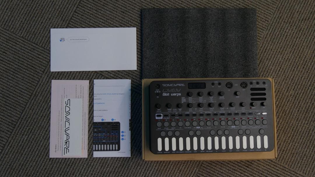 新品 SONICWARE LIVEN 8bit warps シンセサイザー