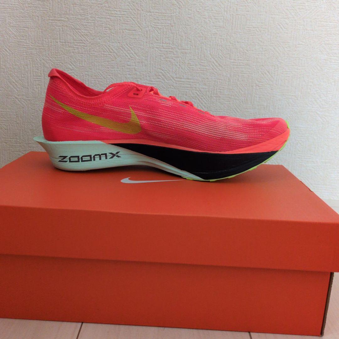 【完売超人気カラー】ナイキ ストリークフライ2