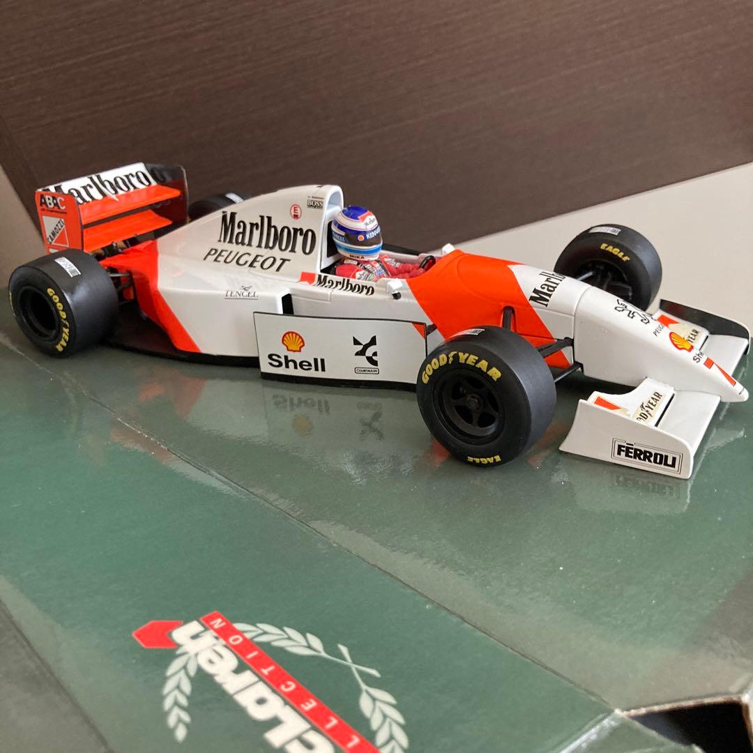 ミニカー Marlboro McLaren Peugeot MP 4/9 1/18