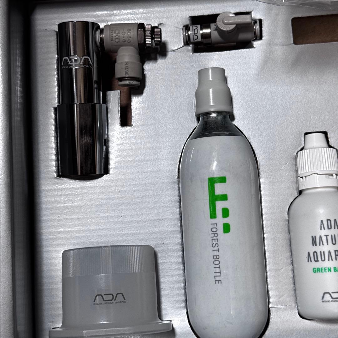 ADA CO2レギュレーター ボールバルブ グラスカウンター パレングラス