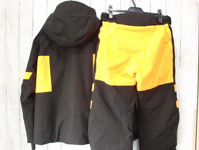 未使用 ロシニョール スキーウエア デモチーム セット Mサイズ
