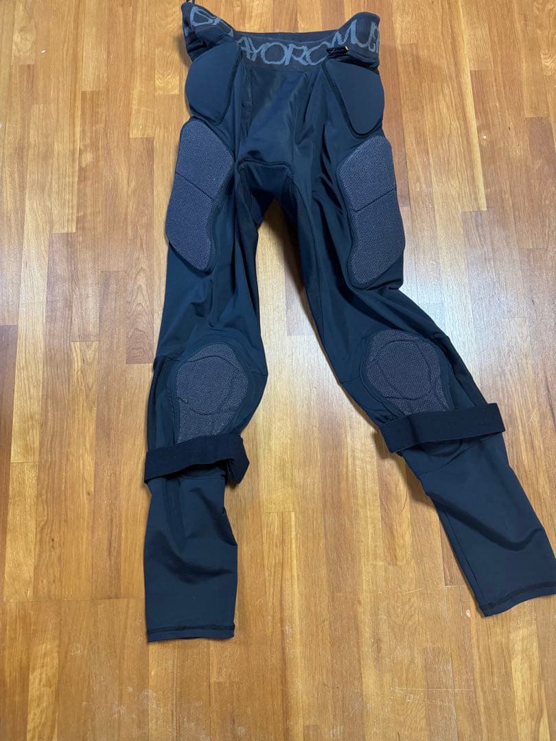 鎧武者　プロテクター　Sサイズ