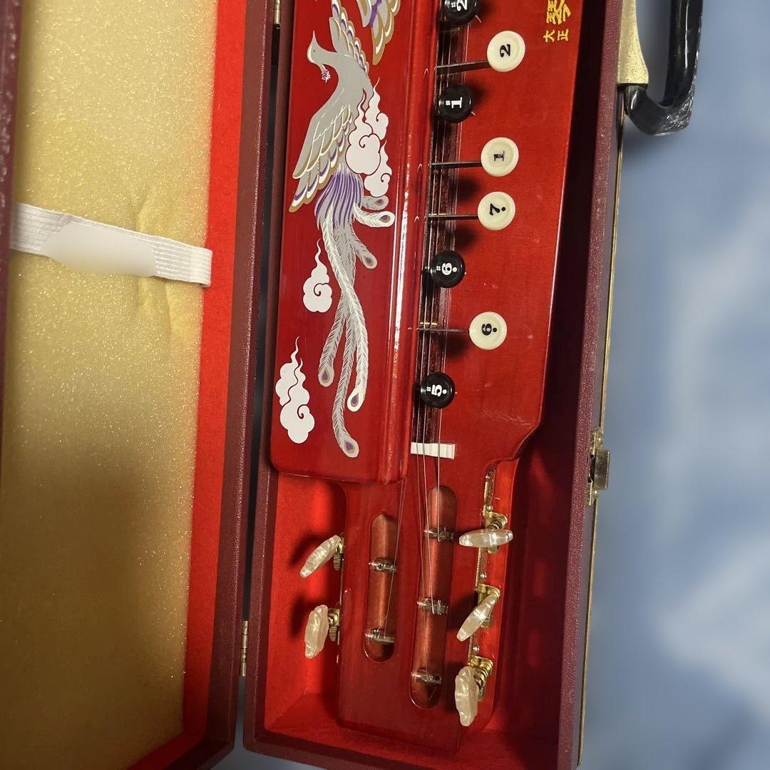 大正琴 赤 鳳凰彫刻 琴伝流 ケース付き