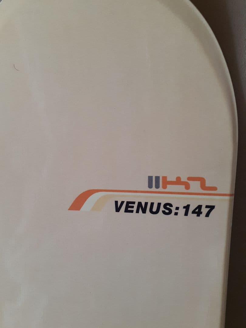 VENUS:147 スノーボード ビンディング付き　カバー付