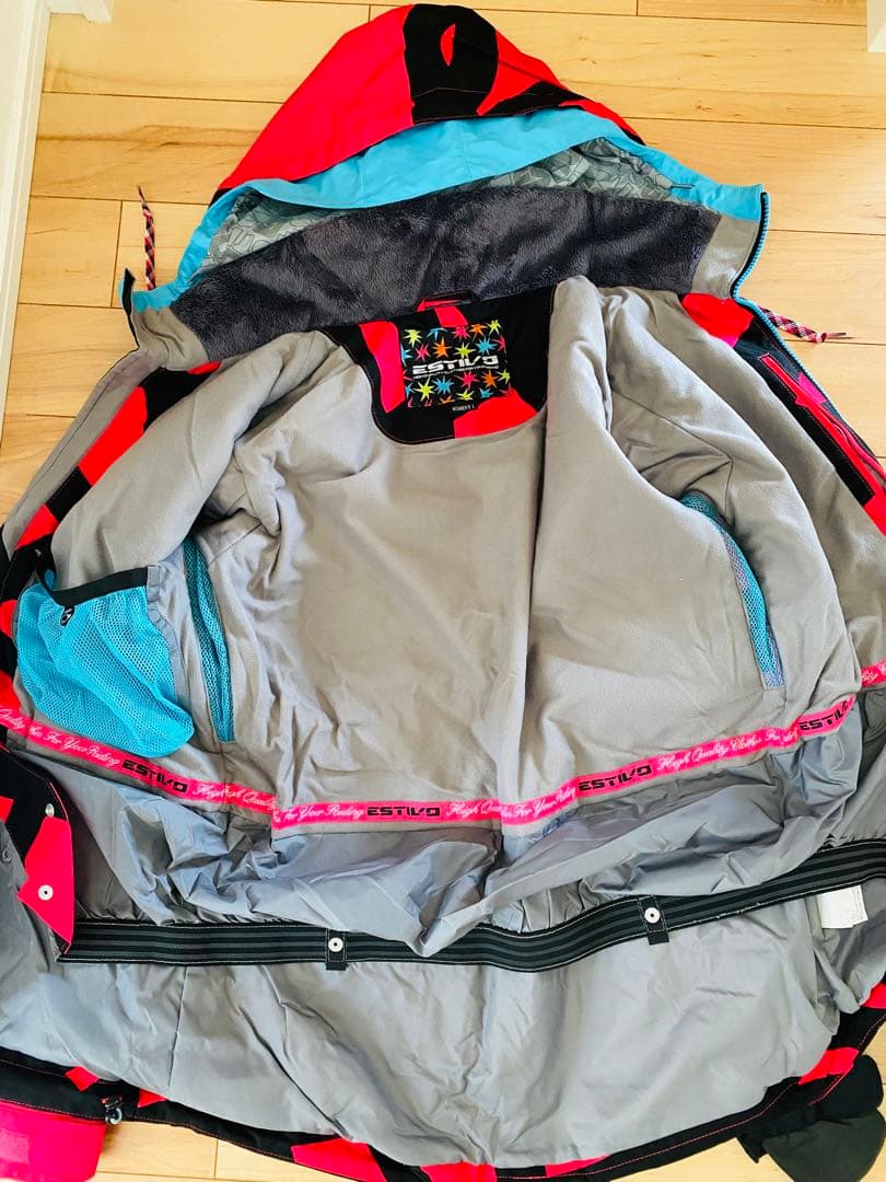 スキーウェア　estlvo エスティボ