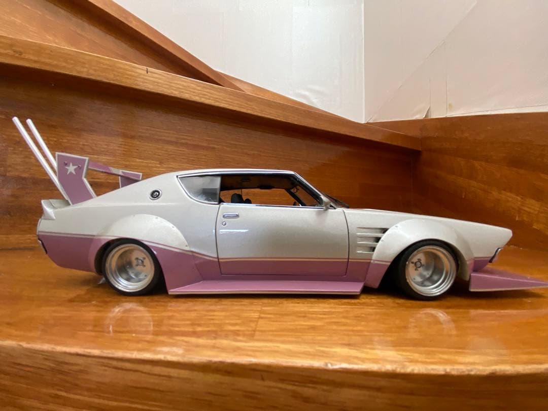 1/18京商スカイライン