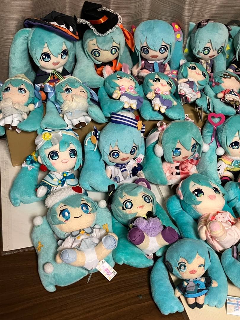 TAITO 初音ミク ぬいぐるみ まとめ売り 28種セット