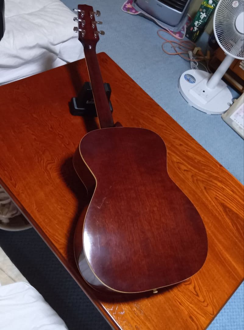 サンバースト アコースティックギター