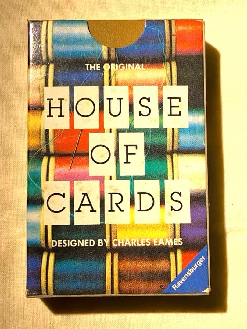 House of Cards（チャールズ・イームズ デザイン）