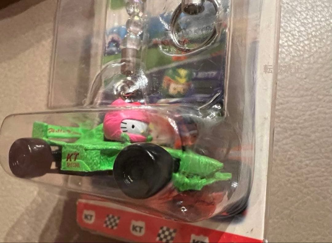 希少【ご当地キティ】サーキットバージョン　グリーン　根付け　ストラップ