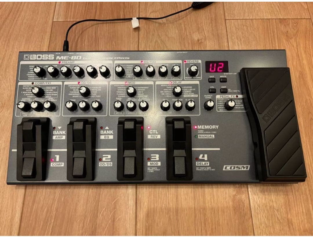 美品 ☆ BOSS ME-80 ギター マルチエフェクター