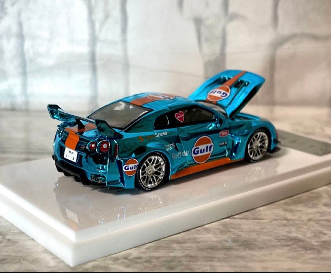 スカイライン GTR R35 RR 1/64 ミニカーGulf