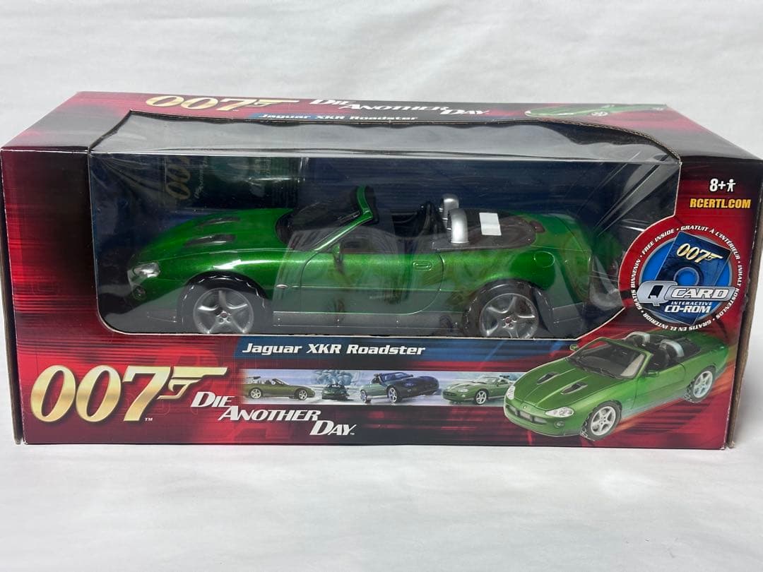 1/18 007 ダイ・アナザー・デイ Jaguar XKR Roadster