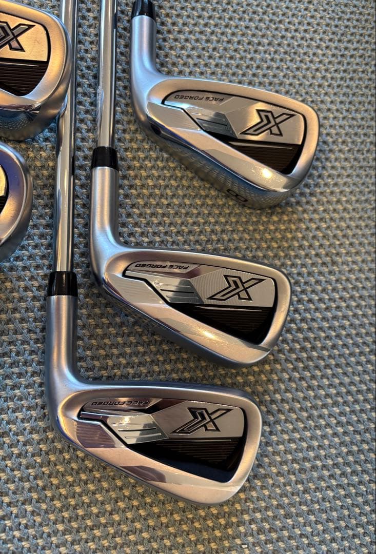 ゼクシオ X 2024 エックス　アイアン　DG95 R300