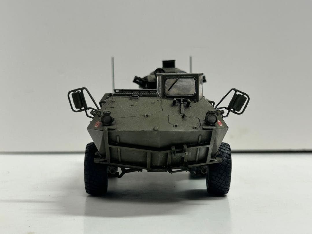 トランペッター　1/35 グリズリー　完成品　装甲車　戦車　模型　カナダ
