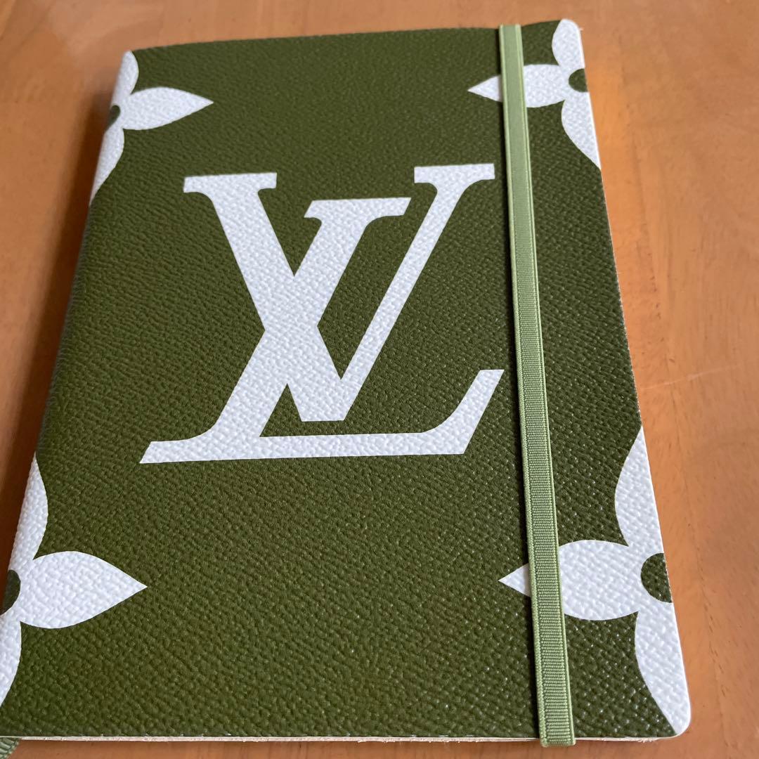 セール新品未使用　LVオリーブグリーンノート