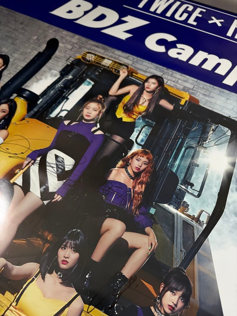 【ファイテン様】TWICE BDZ 全メンバー直筆サイン入りポスター