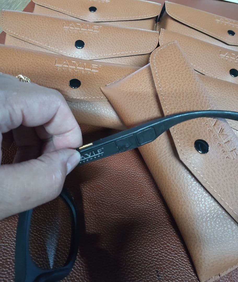 訳有投げ売り　7個セット　液晶　ボタン調光/偏光サングラス　新品　定形外送料無料