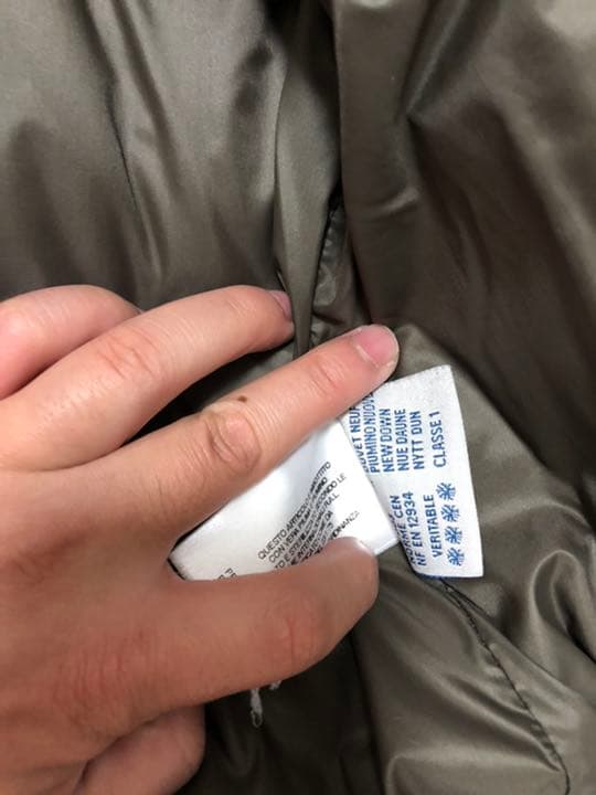 モンクレール　ダウン