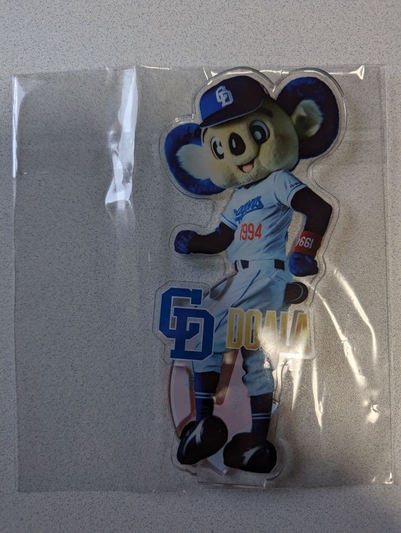 2024年　中日ドラゴンズ　当たりアクスタ　ドアラ