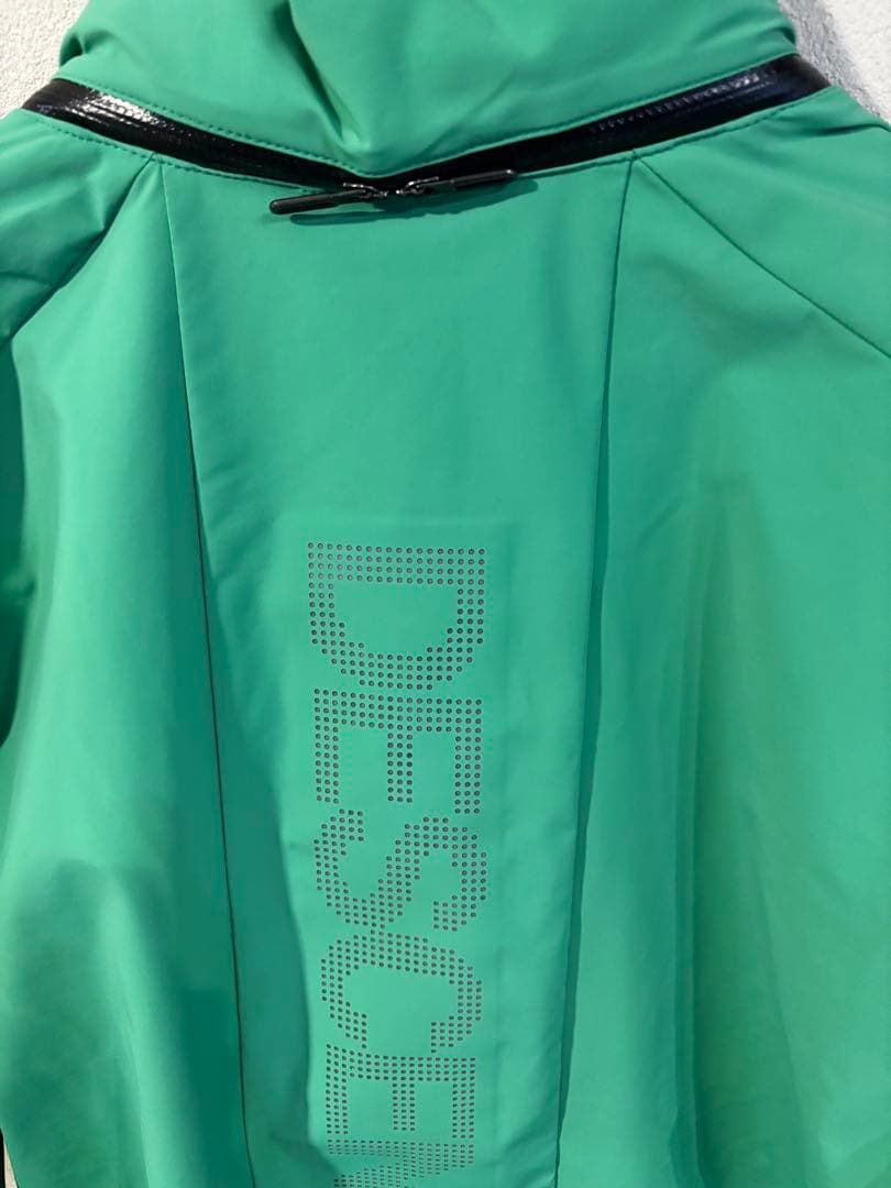 美品　DESCENTE GOLF 3レイヤー ウィンド ジャケット デサント