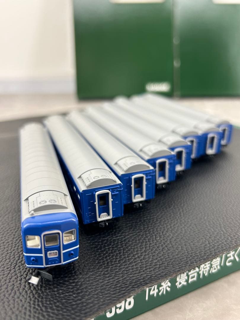 KATO 10-598.599 14系 寝台特急「さくら」長崎編成/佐世保編成