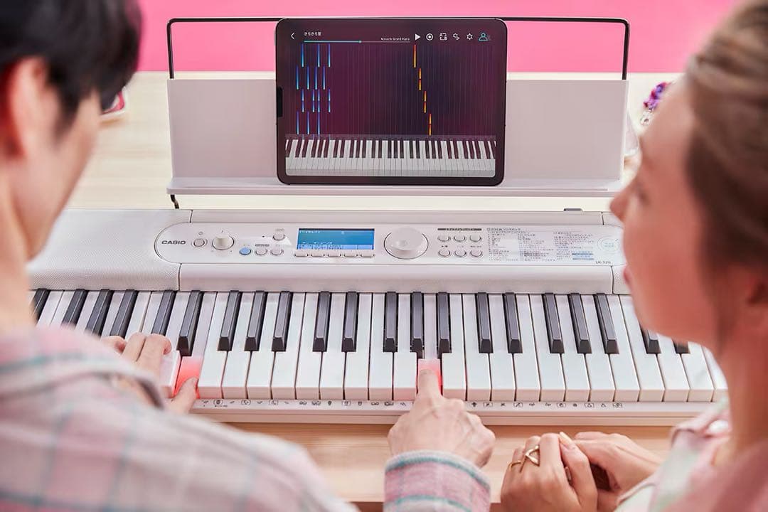 Bluetooth接続機器付き CASIO 光ナビゲーションキーボードLK520