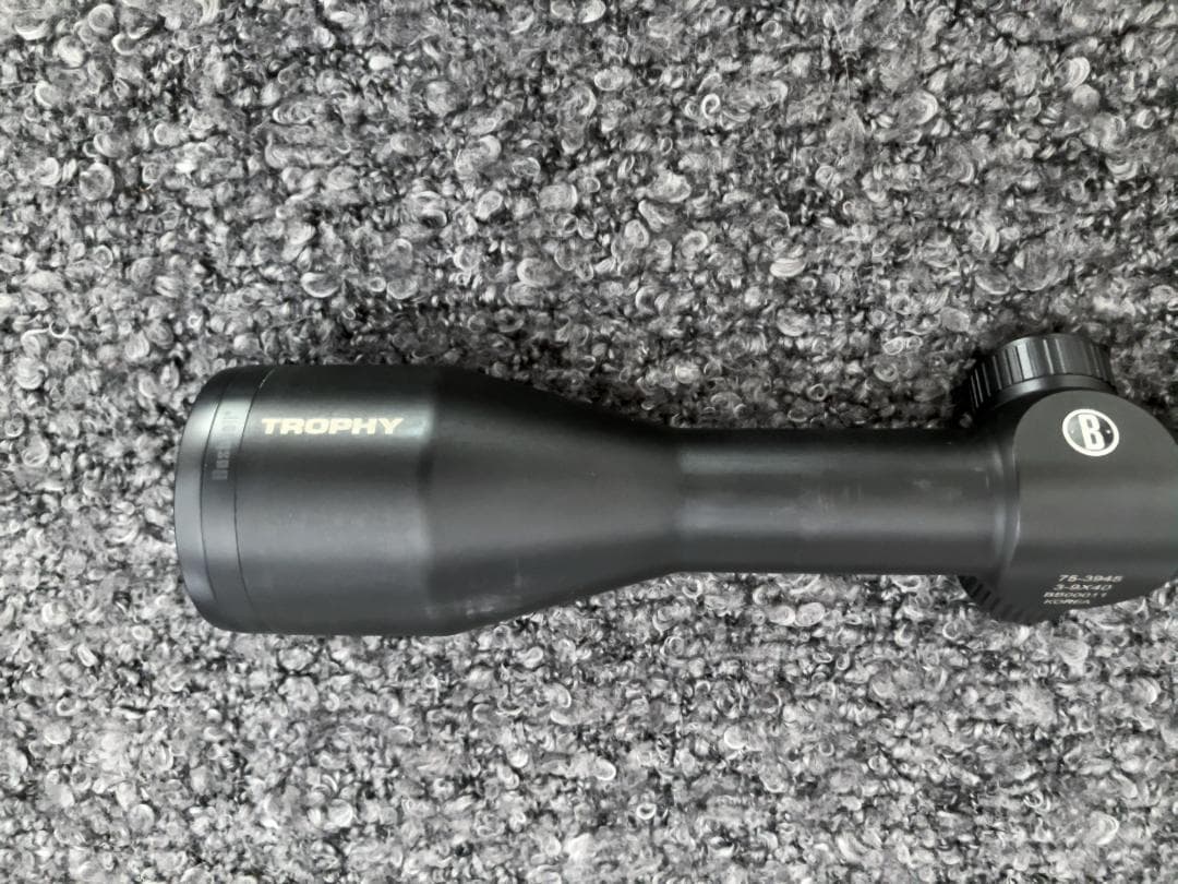 実物 Bushnell TROPHY ライフルスコープ 3-9x 40mm