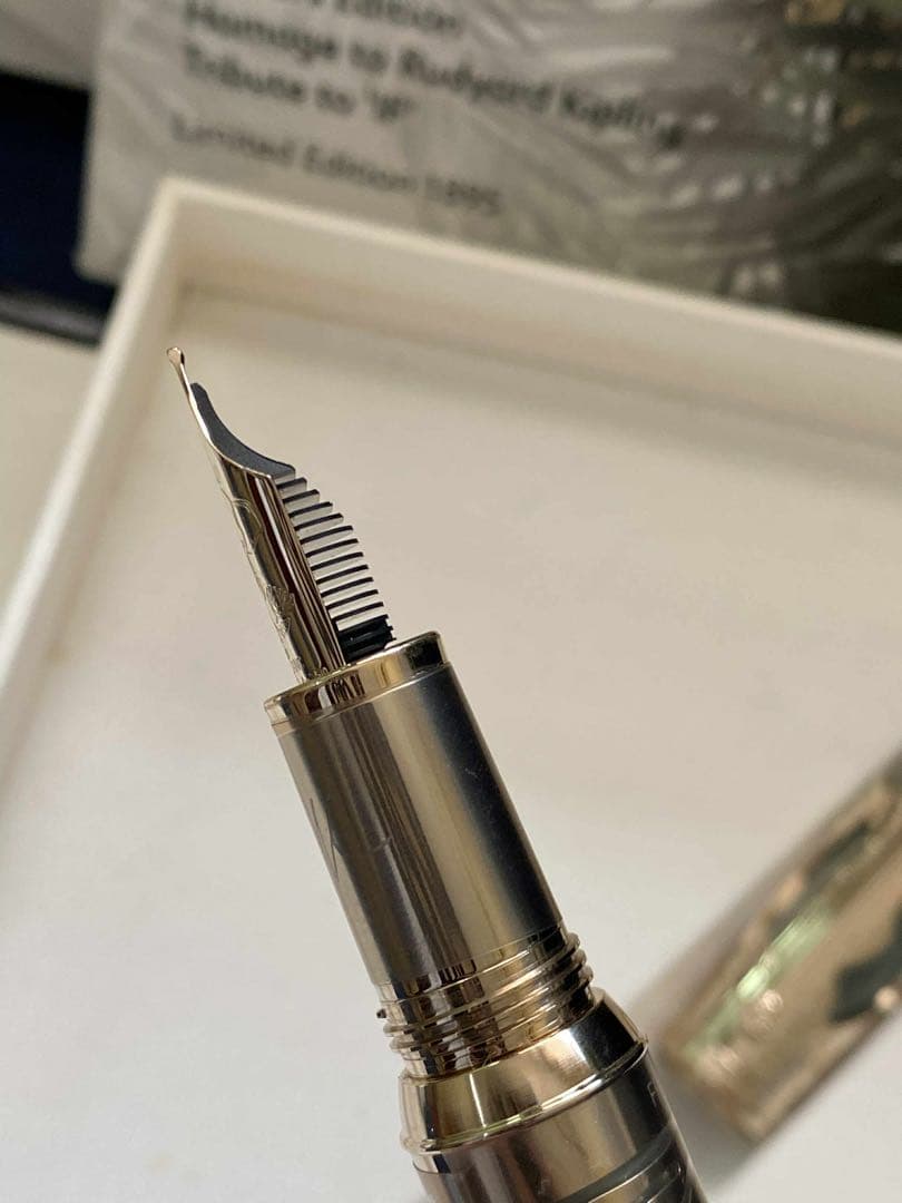 モンブラン ラドヤード・キップリング 作家 限定高級万年筆