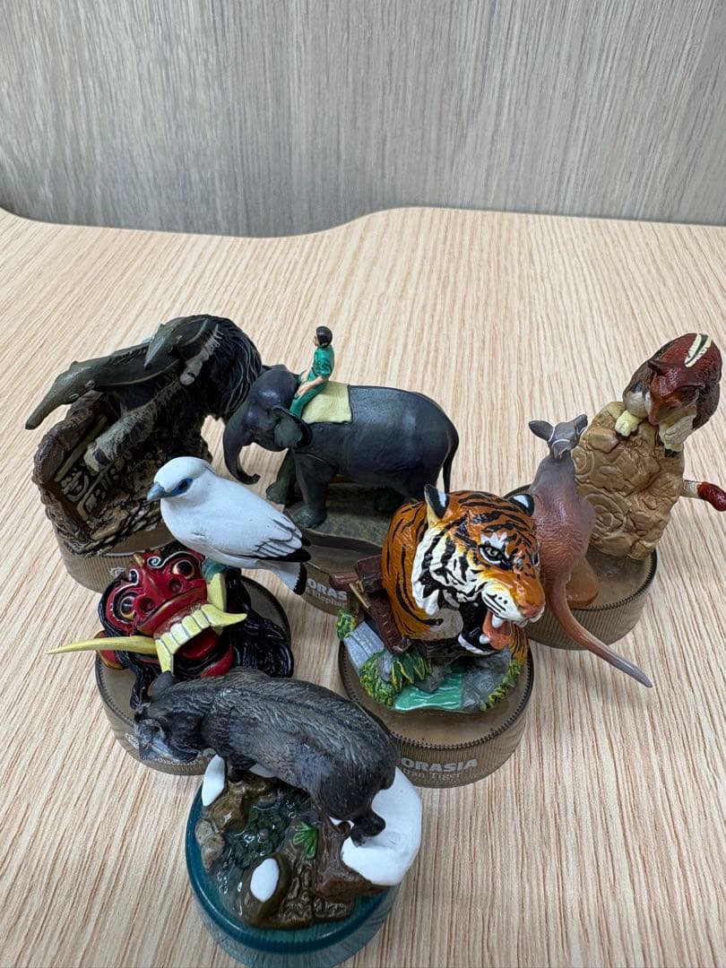 海洋堂込み 動物フィギュア 約40体 まとめ売り リアル造形