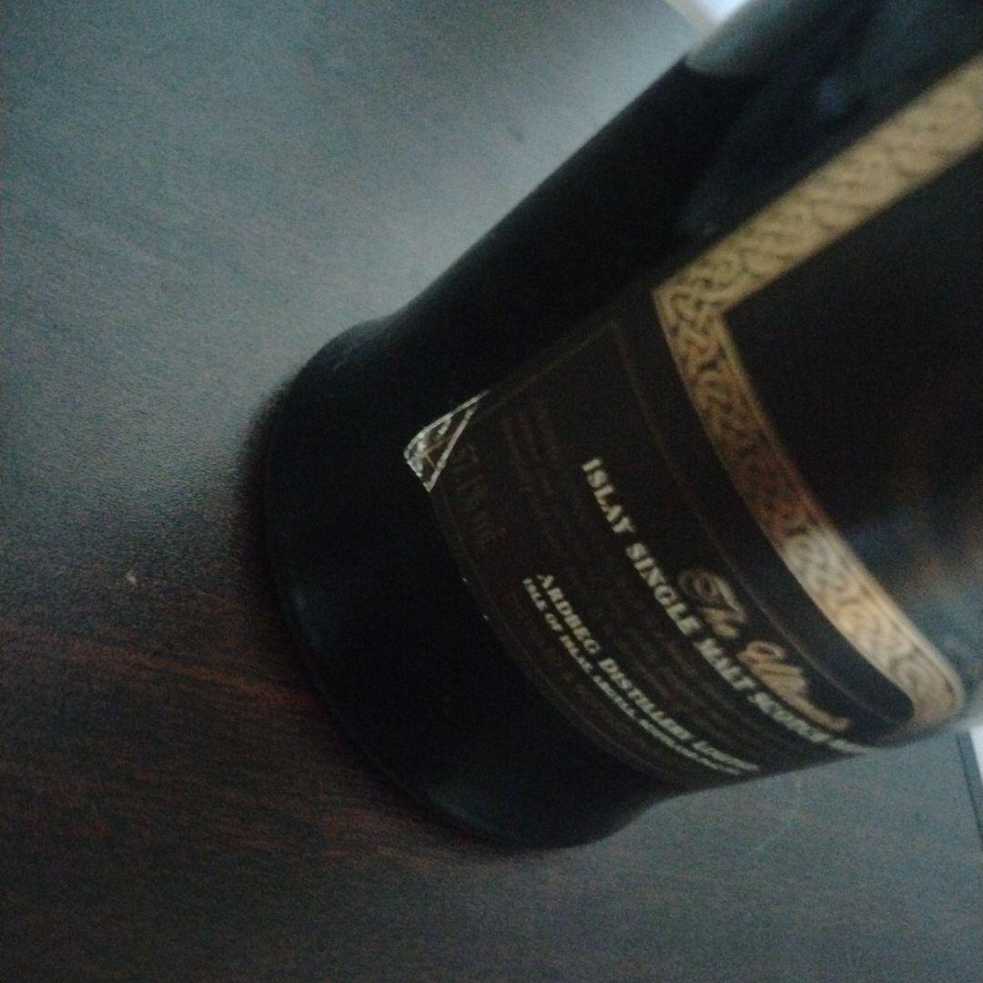 Ardbeg Corryvreckan 700ml (旧ラベル、箱なし)