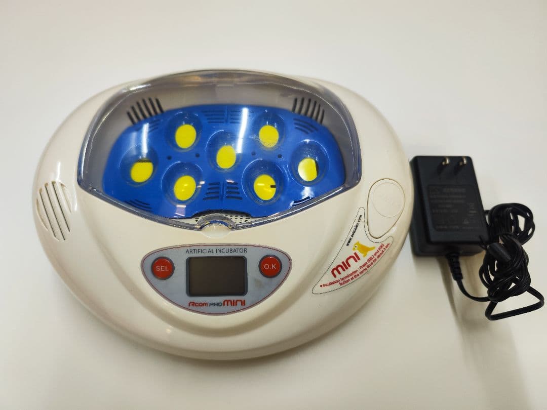 Rcom mini 自動孵化器