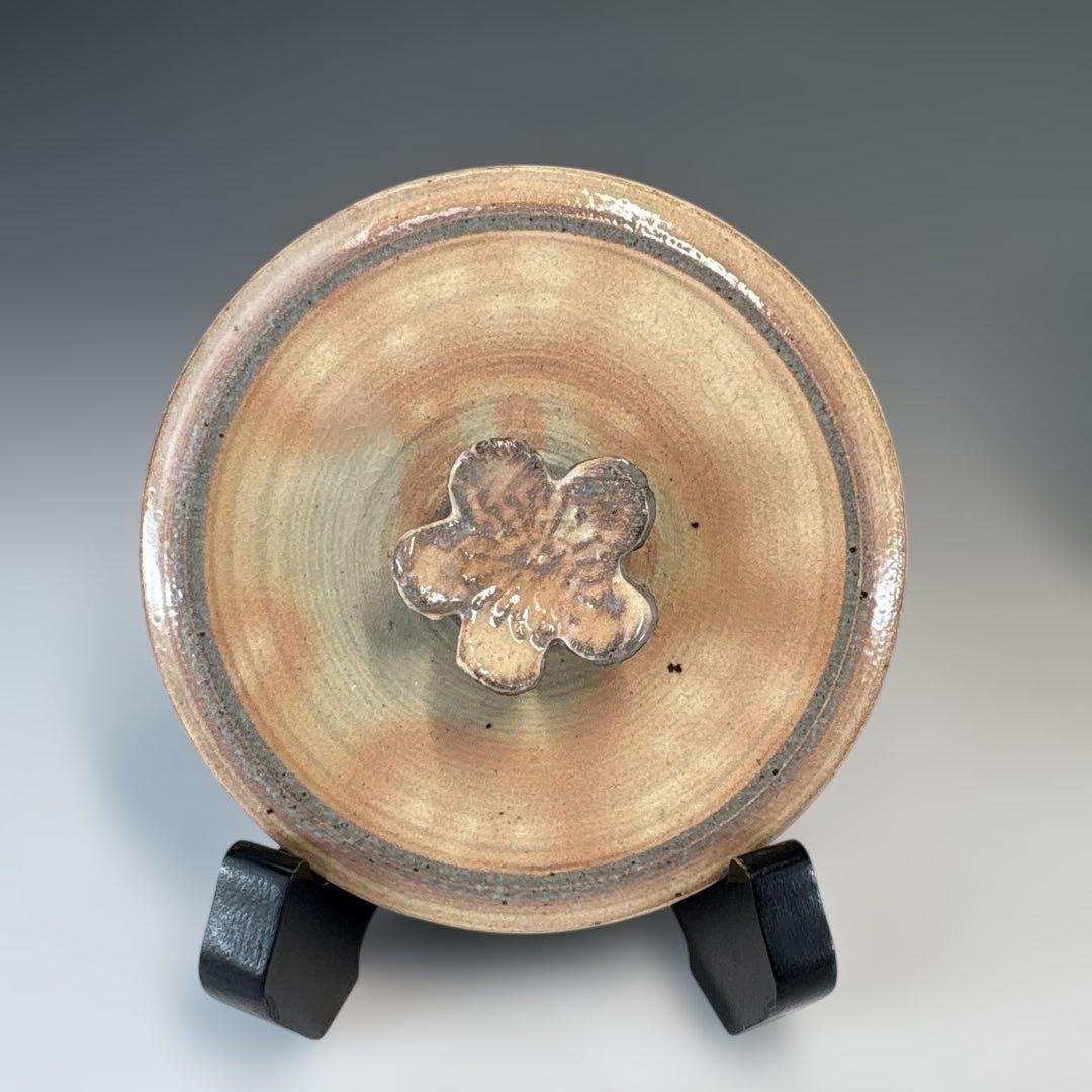 【中古品】佐久間芳山造　茶会ノ図水指（共箱）USED〈税込•送料込〉