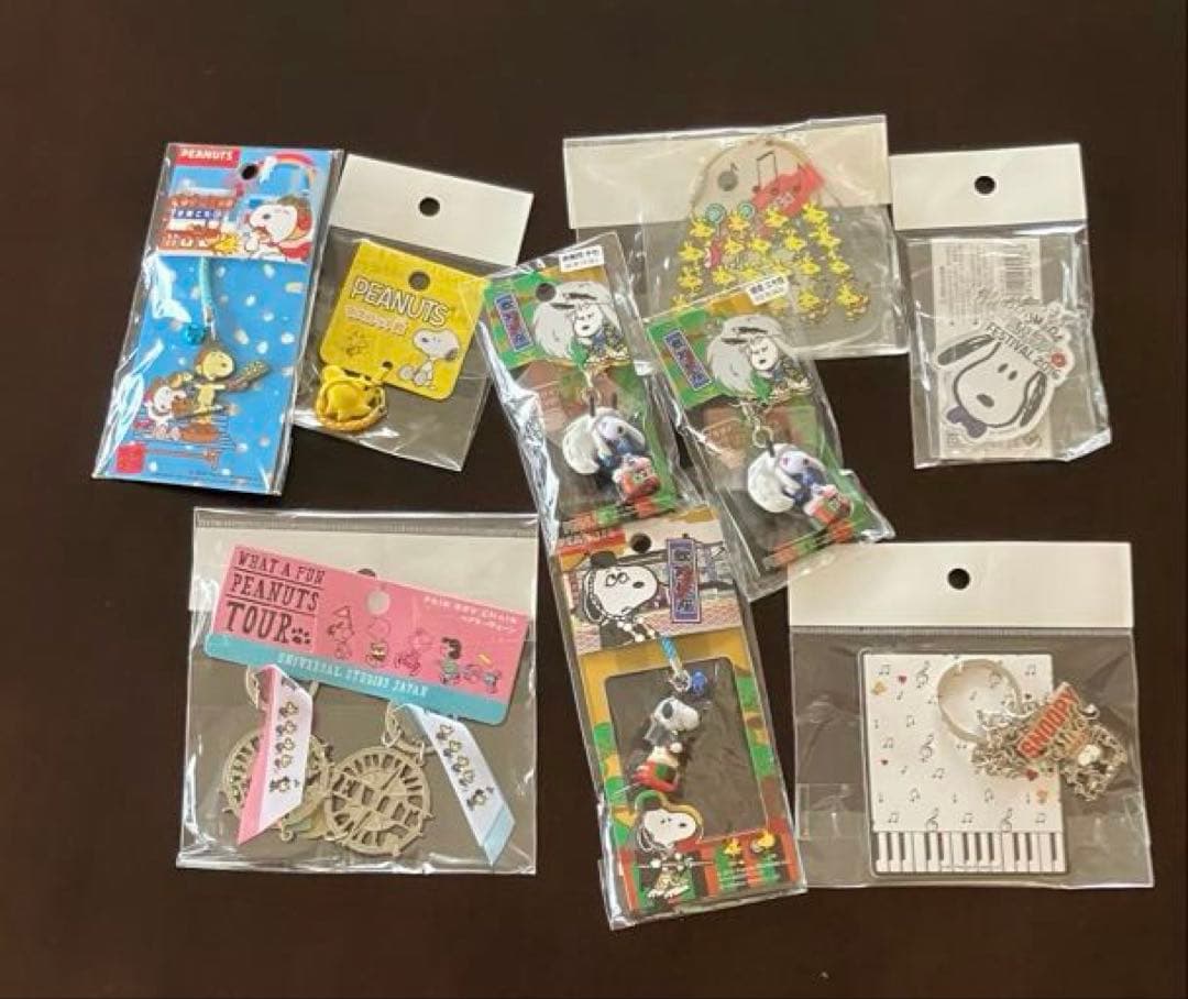 ☆スヌーピー☆ピーナッツ レトロ他キーホルダー　24個マグネット他まとめ売り