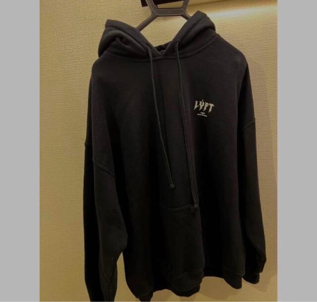 完売品　LYFT リフト　PULLOVER