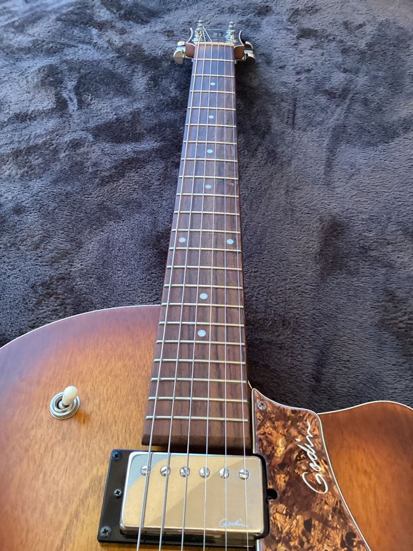 最終価格　GODIN ( ゴダン　ギター ) / 5th Avenue カナダ製