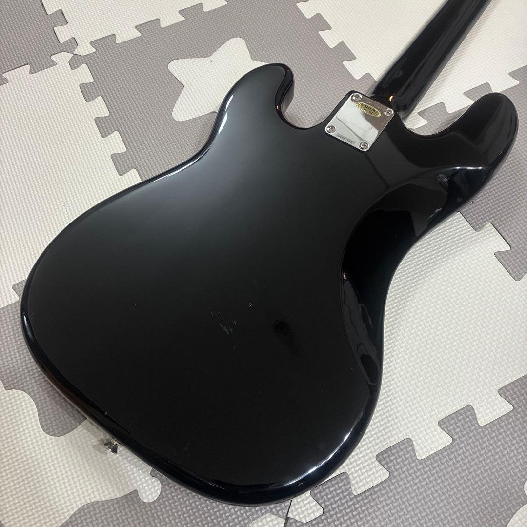 Triumph Sonic Master 4弦ベース
