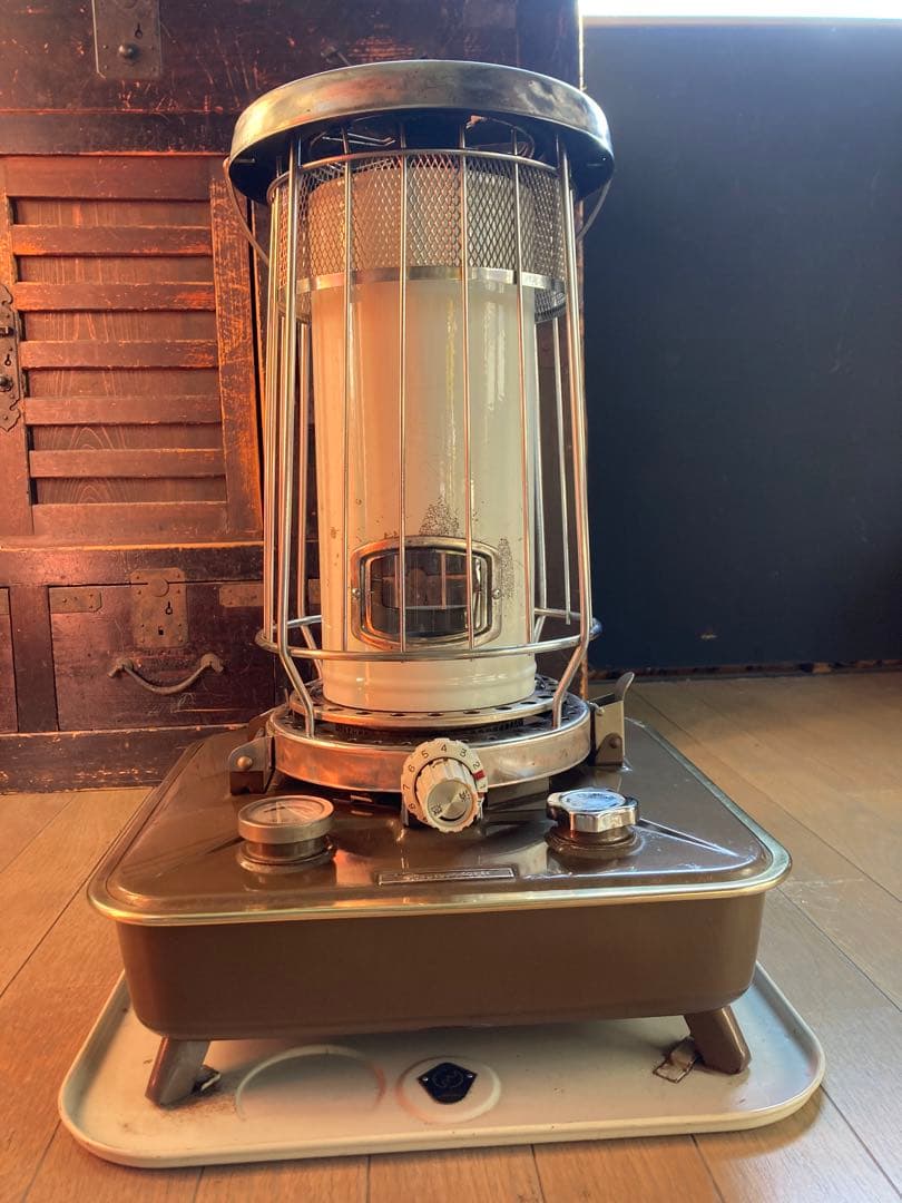 HITACHI 日立石油ストーブ　ヴィンテージストーブ　レアカラー