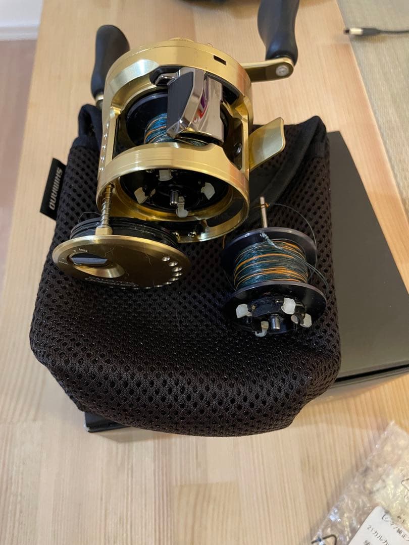 リール SHIMANO 21 CALCUTTA CONQUEST 200HG