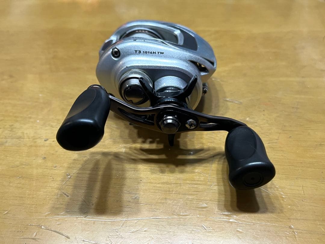 T3 1016H ダイワ　ベイトリール